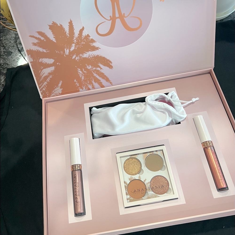 ANASTASIA BEVERLY HILLS -Day Party Limited Edition PR Mailer Kit ✨ BRAND NEW